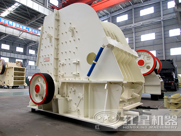 想要高產(chǎn)穩(wěn)產(chǎn)優(yōu)產(chǎn)——選擇反擊式破碎機，演繹一出破碎好戲