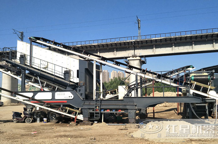 振動篩沙機還是可移動的好，流動作業(yè)隨時轉(zhuǎn)場