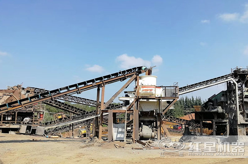 一立方河卵石等于多少噸？時產(chǎn)400噸河卵石制砂機哪家有？