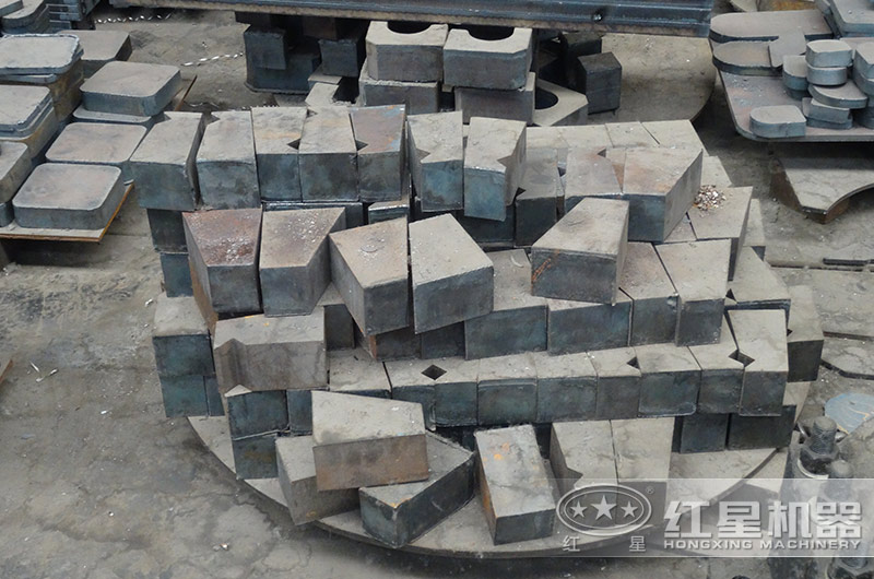 時(shí)產(chǎn)100噸機(jī)制砂整形機(jī)，推薦用HVI制砂機(jī)-好維護(hù)、成品率高