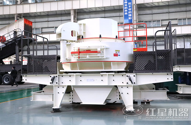 對比傳統(tǒng)制砂設(shè)備,VSI制砂機(jī)有哪些顯著優(yōu)勢？