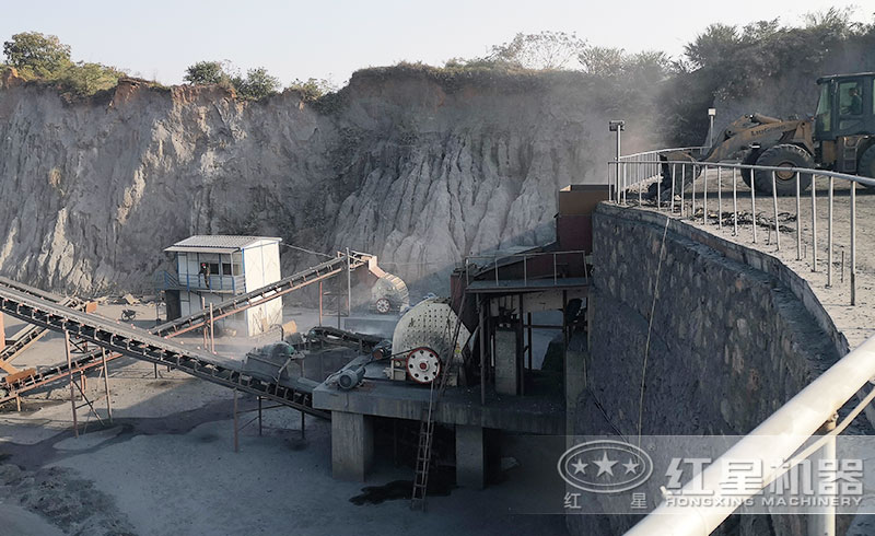 PCZ1615重錘式破碎機(jī)產(chǎn)量是多少？多少錢一臺(tái)？