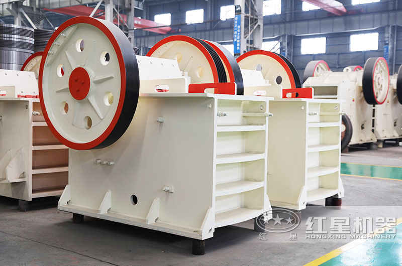 912顎式破石機產(chǎn)量是多少？一臺價格多少錢？