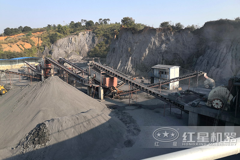 錘式破碎機(jī)配置一條生產(chǎn)線 錘式破碎機(jī)配置一條生產(chǎn)線