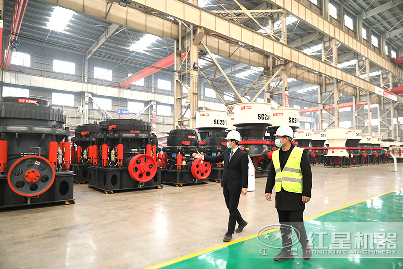 客戶來(lái)廠實(shí)地考察，信賴紅星機(jī)器